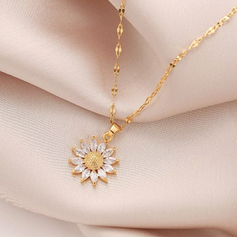 Jennie – Kette Sonnenblume aus Kristall und Goldener Veredelung