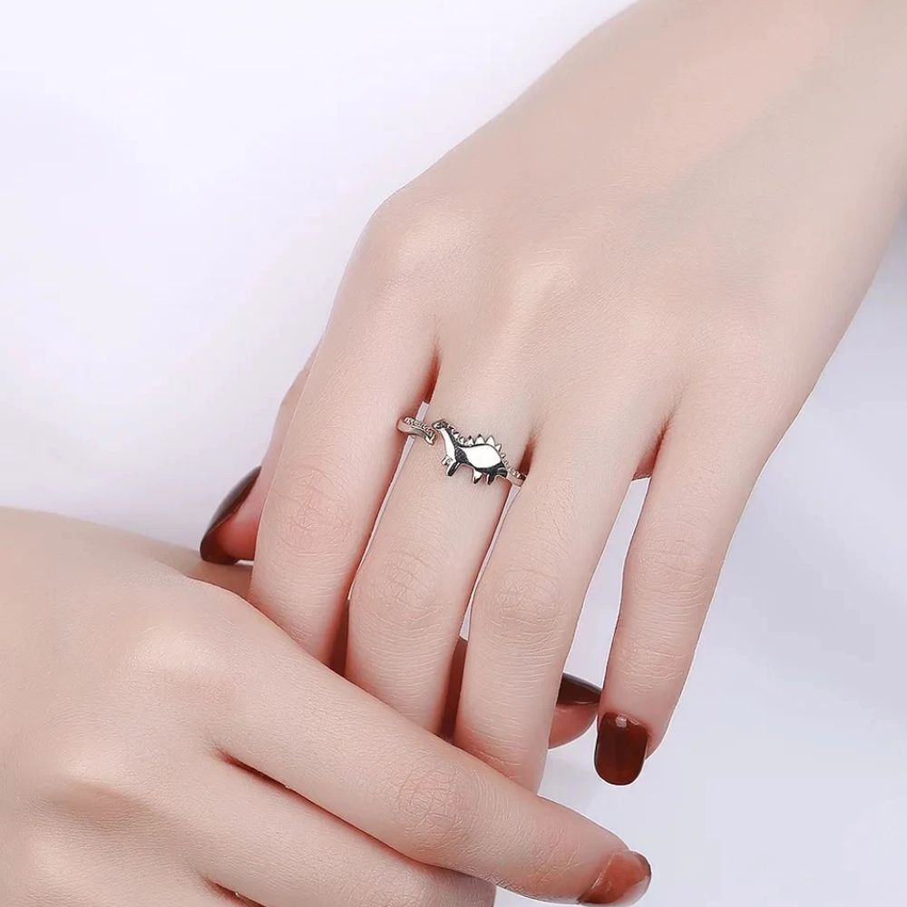 Verstellbarer Dinosaurier Ring mit offenem Design