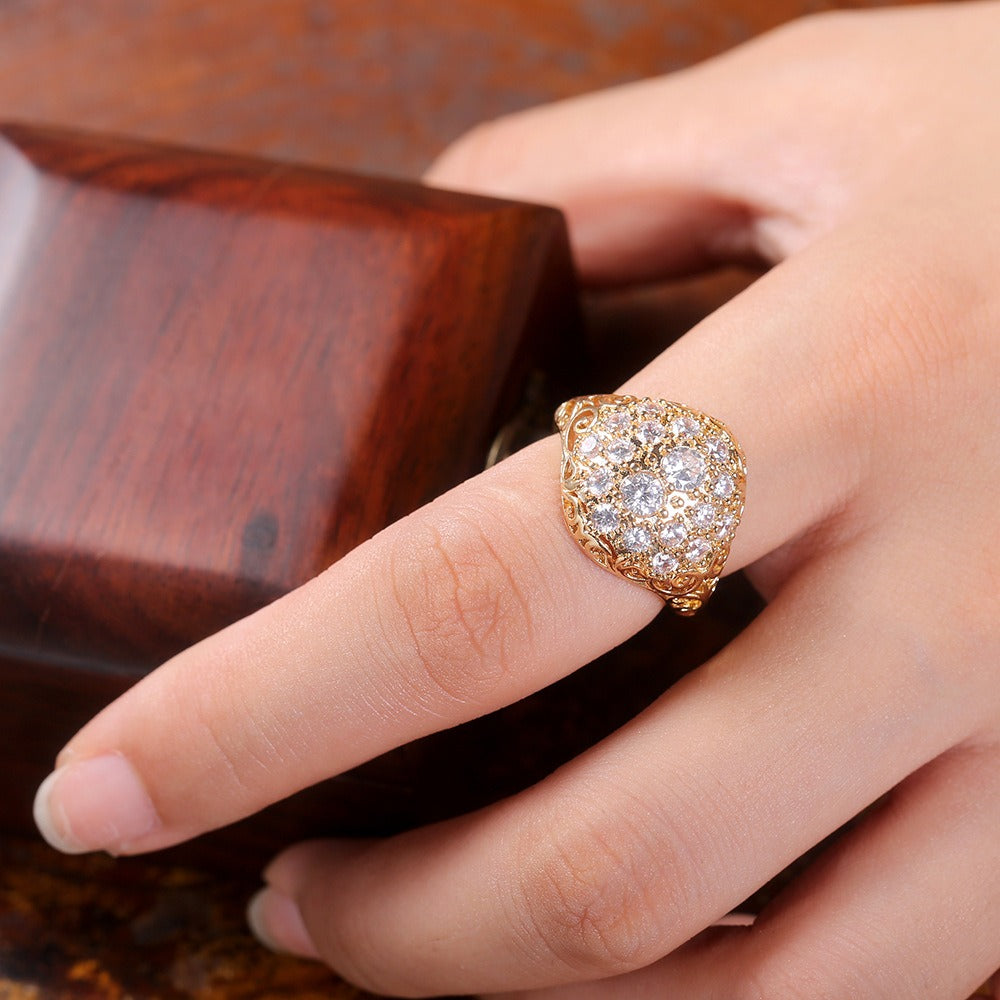 Seraphina – Diamantring der Goldenen Ära