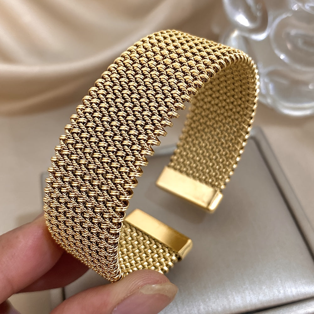 Raya – Armband aus Titanstahl mit geprägtem Kabel