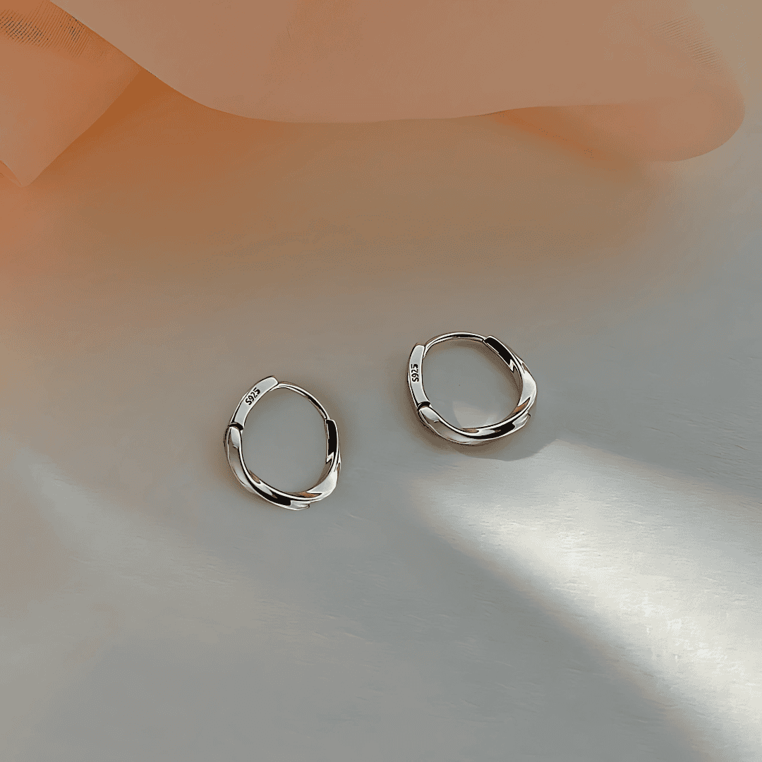 Bella – Ohrringe im modernen Design