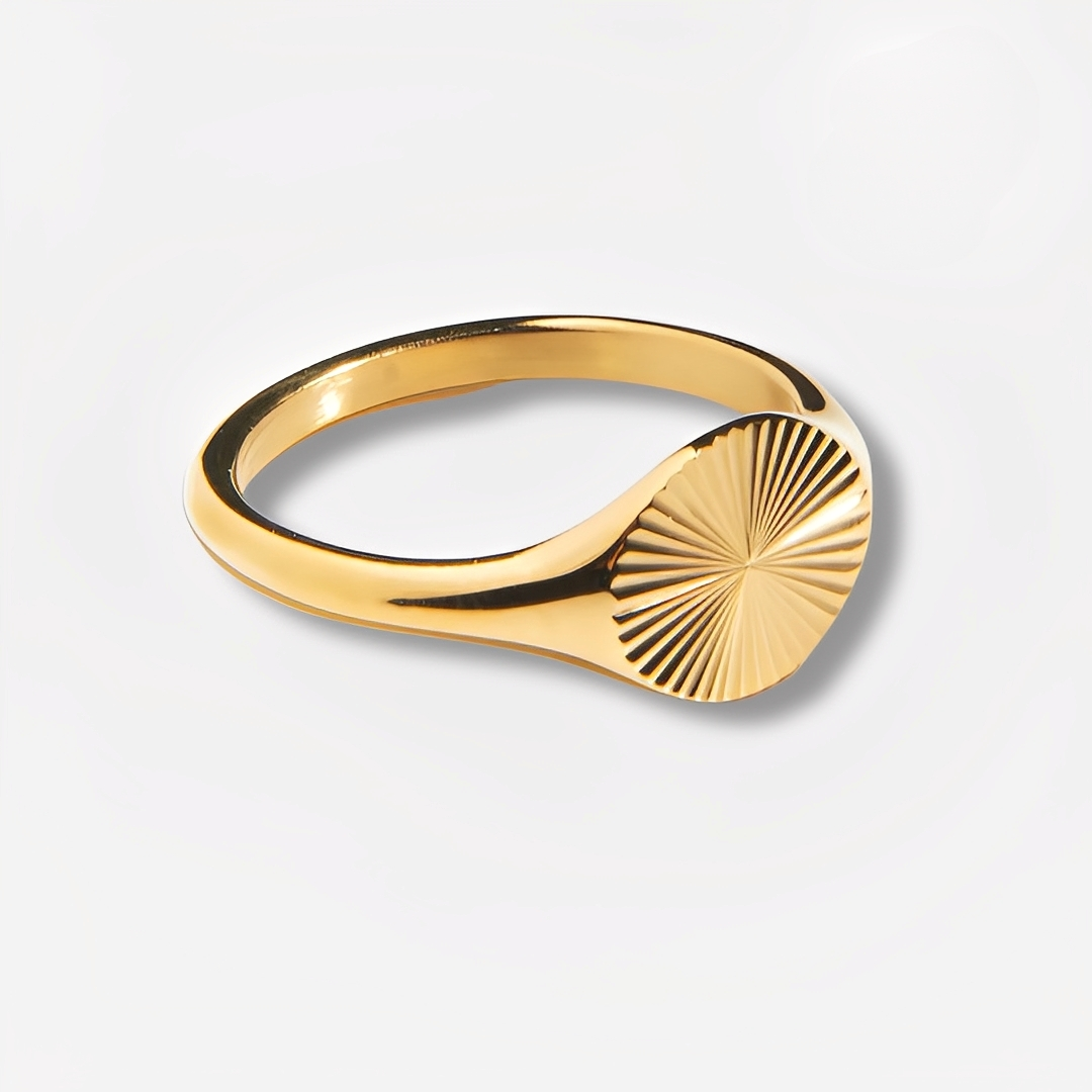 Yesha – Wellig Runde Ring aus Edelstahl