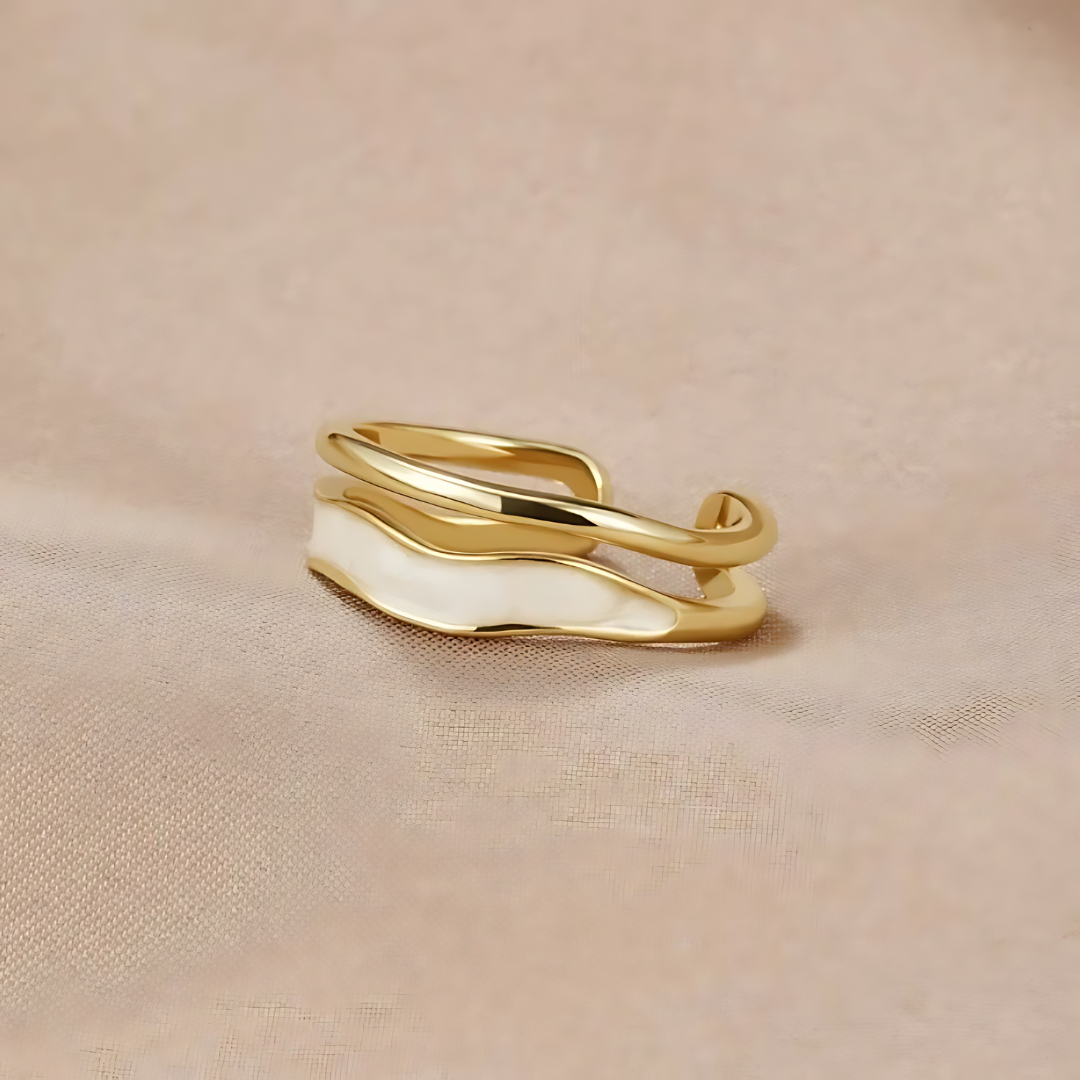 Clara – Fritillaria Ring Email Weiß