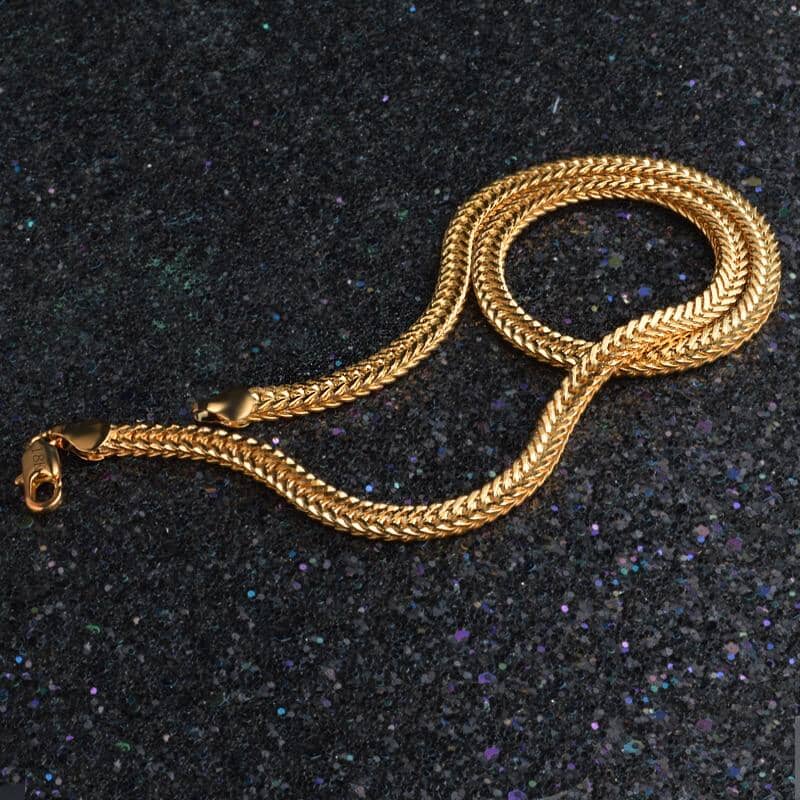 Camille – Glatte Exquisite Halskette Vergoldet 18K