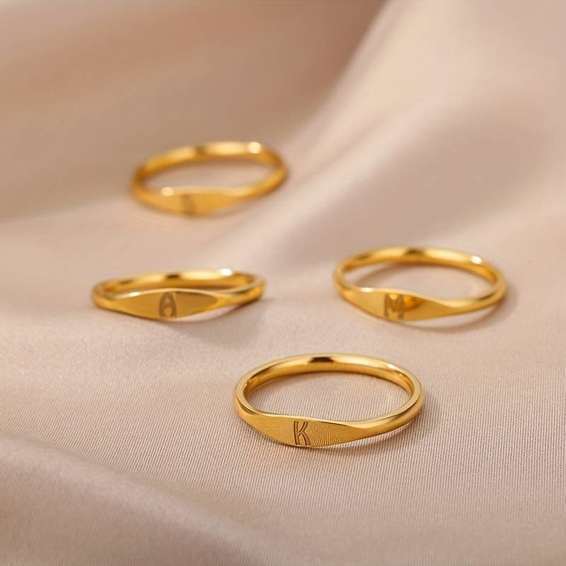 Minimalistischer Name Ring | Minimalistischer Ring mit eingravierter Initiale