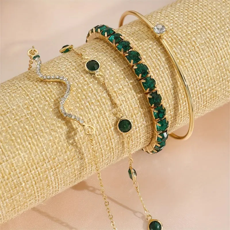 Camille – Ensemble von Eleganten Armbändern mit Grünen Steinen