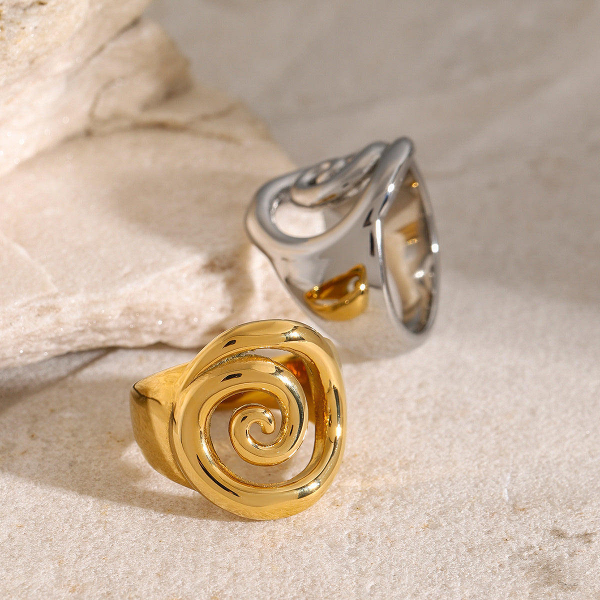 Britney – Eleganter Gedrehter Ring