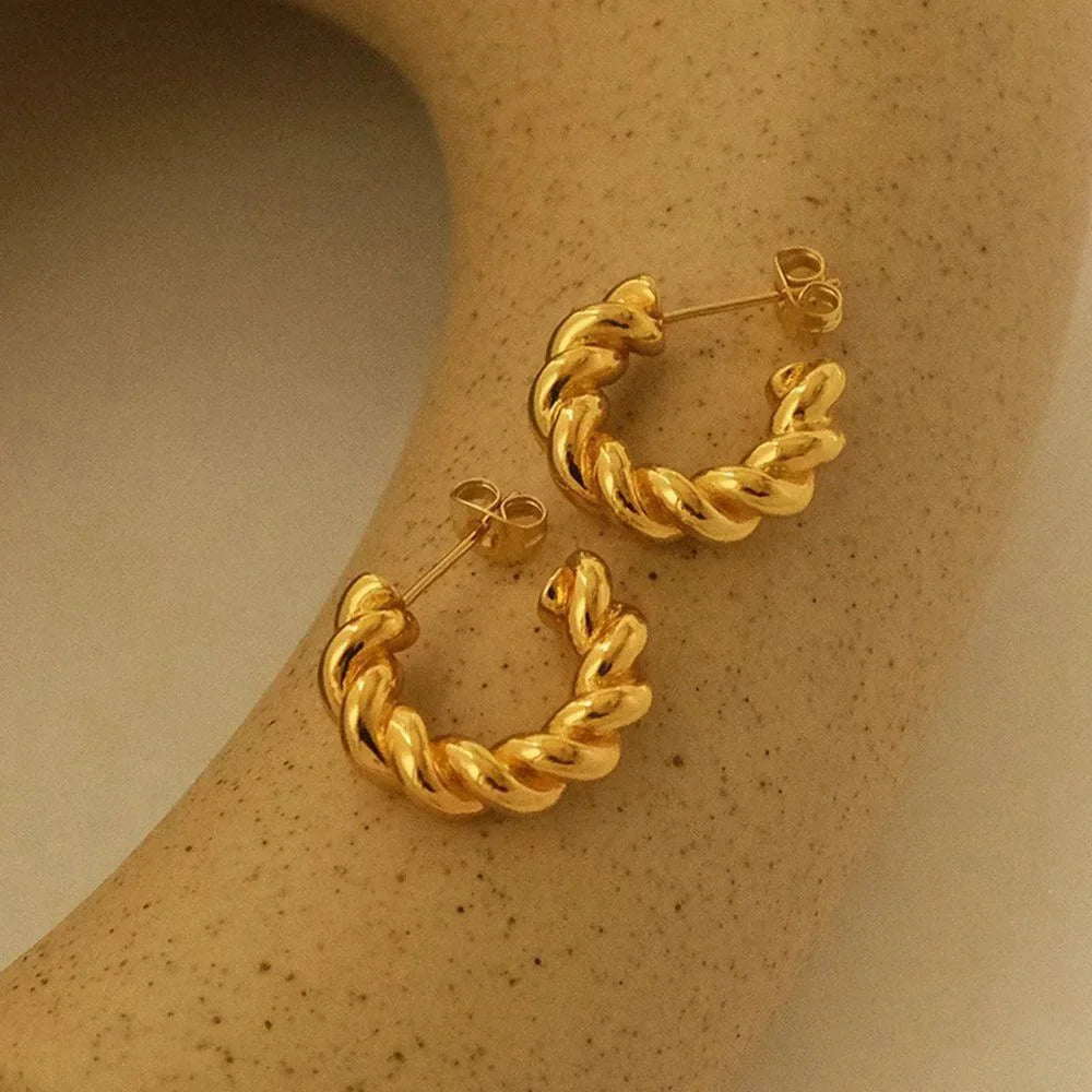 Alyssa – Elegante Goldcreolen