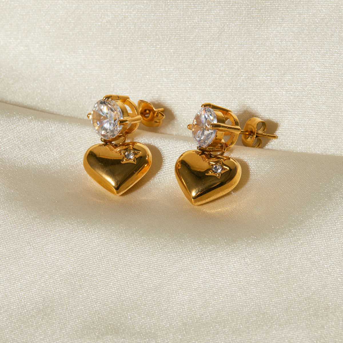 Liebe – Elegante Herz-Ohrringe