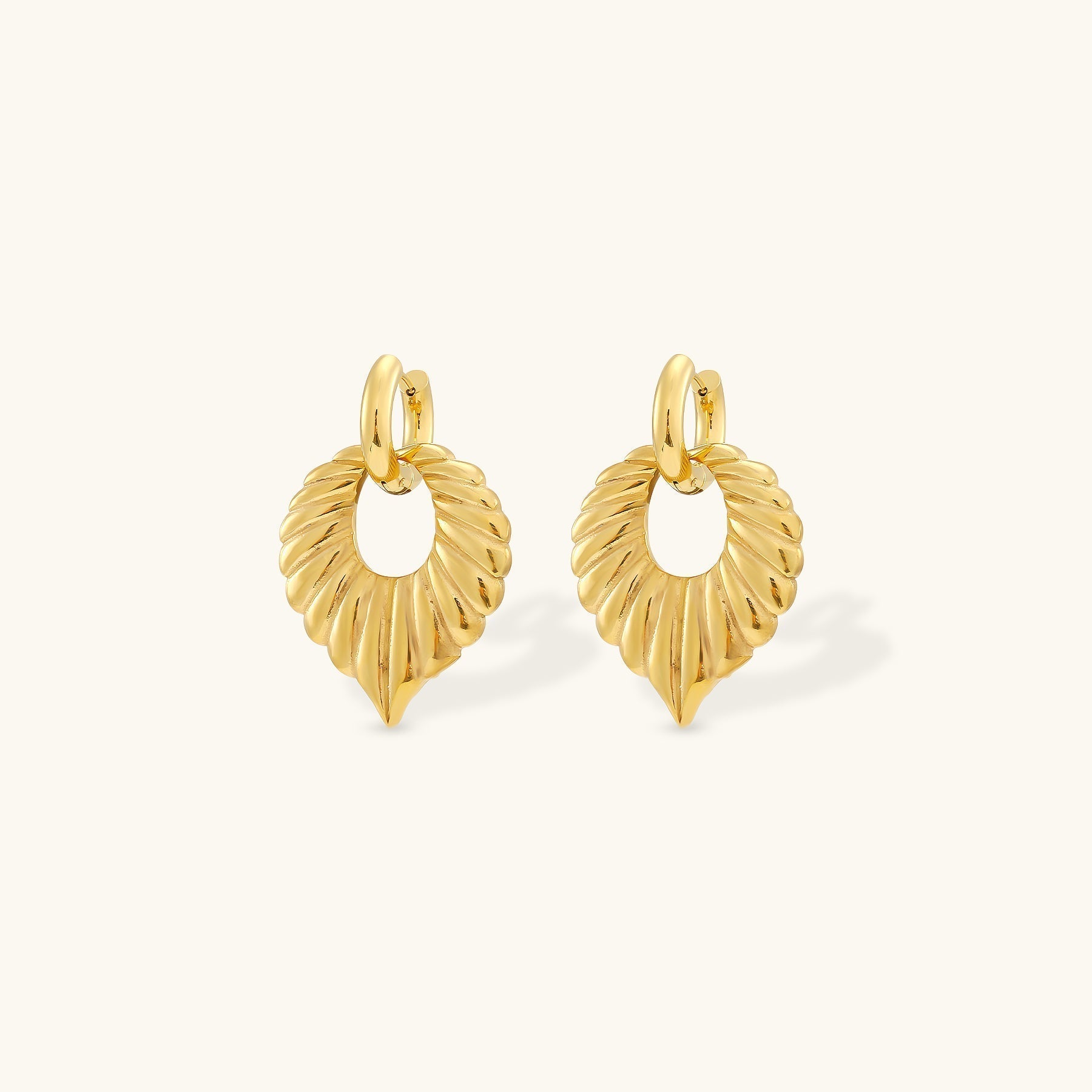 Hera – Elegante Blatt-Ohrringe