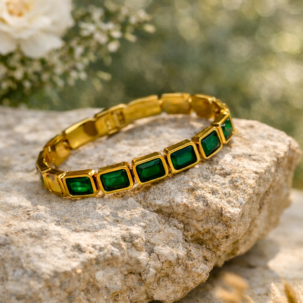 Eloisa – Elegantes goldenes Zirkonia-Armband
