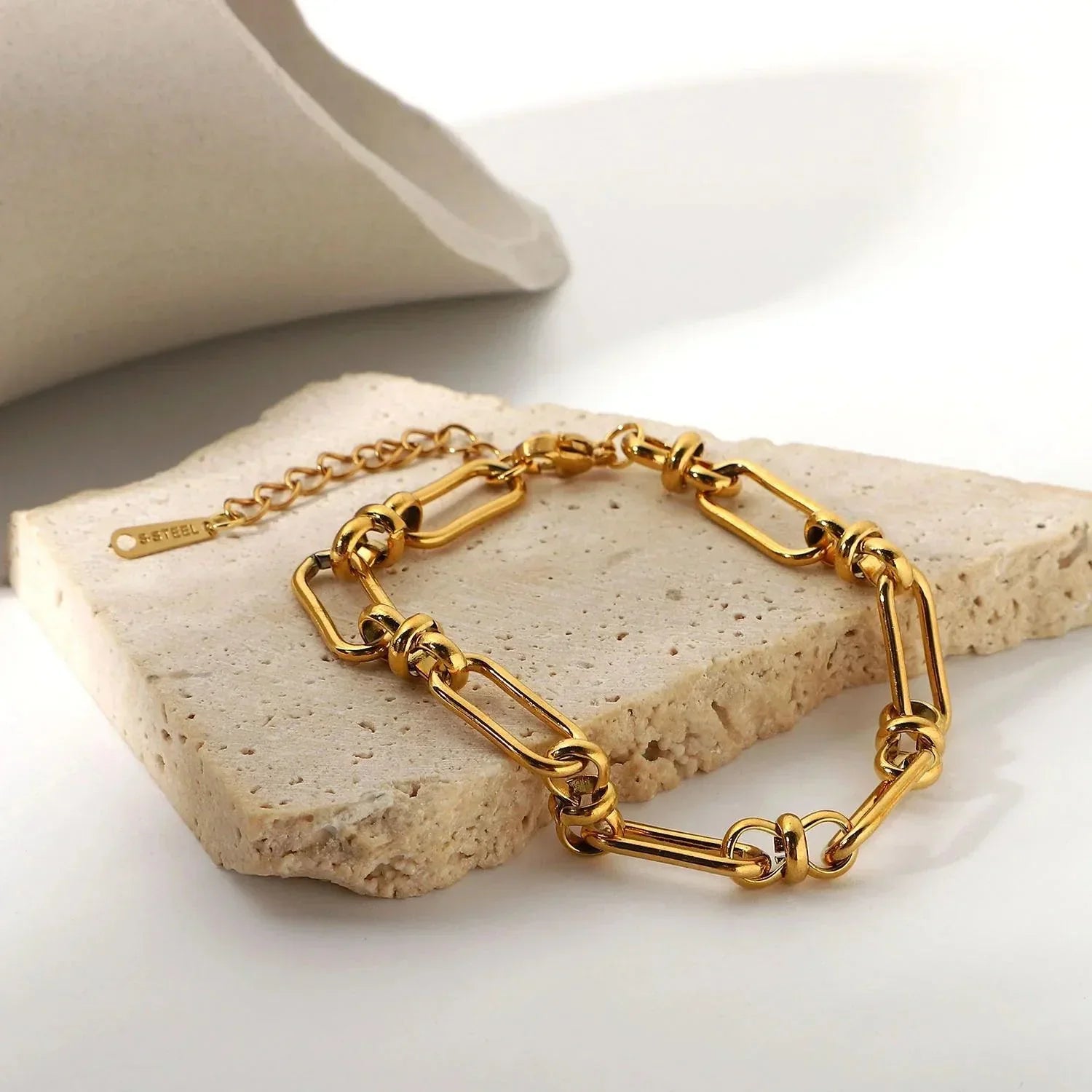 Chelsea – Offenes Klassisches Armband Vergoldet 18K