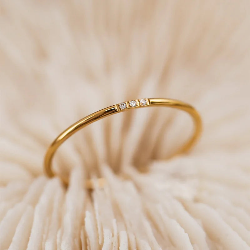 Vayora – Ring Starlight Mit Funkelnden Reflexen