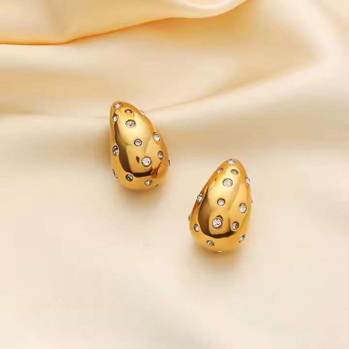 Zivia – Elegante Ohrstecker für Frauen