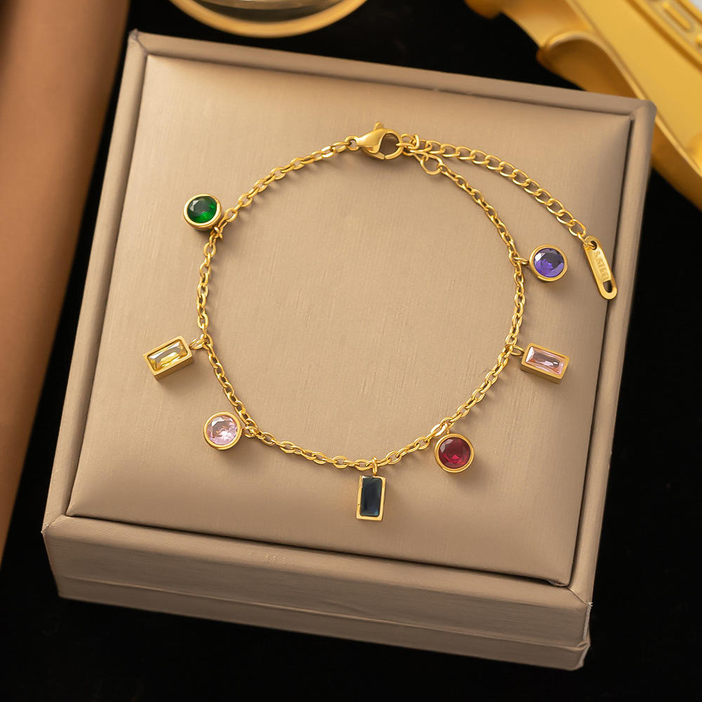 Isalya – Trendiges vergoldetes Armband im universellen Stil