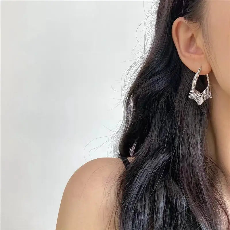 Ines – Draht-Kreolen Retro Beschichtet Gold
