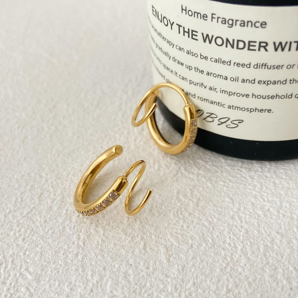 Spiréa – Mini-Kreolen mit Spirale und Zirkon