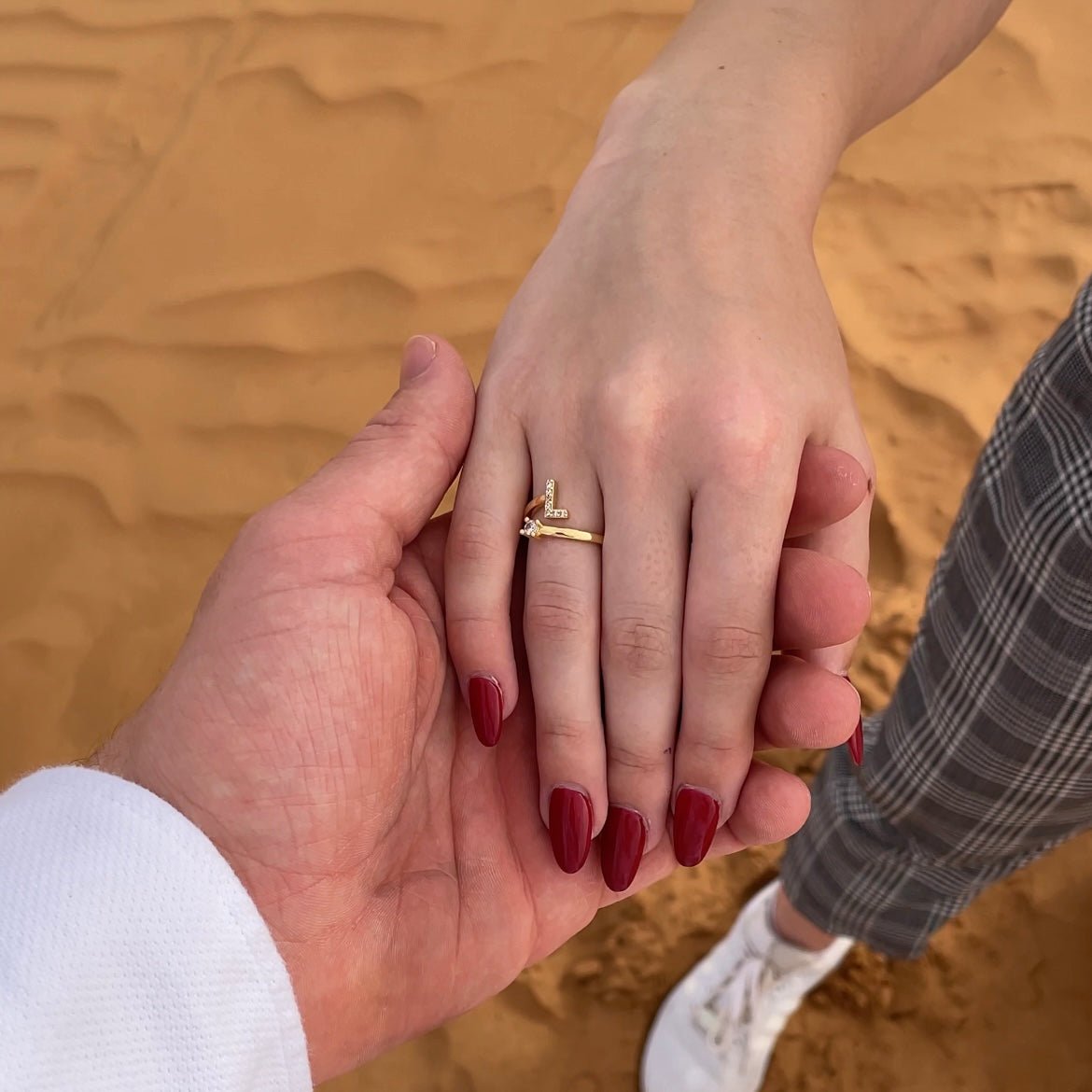 Hinako – Verstellbarer Initialenring für Frauen