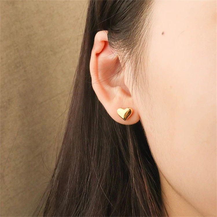 Mila – Ohrringe Stecker Herz Gold