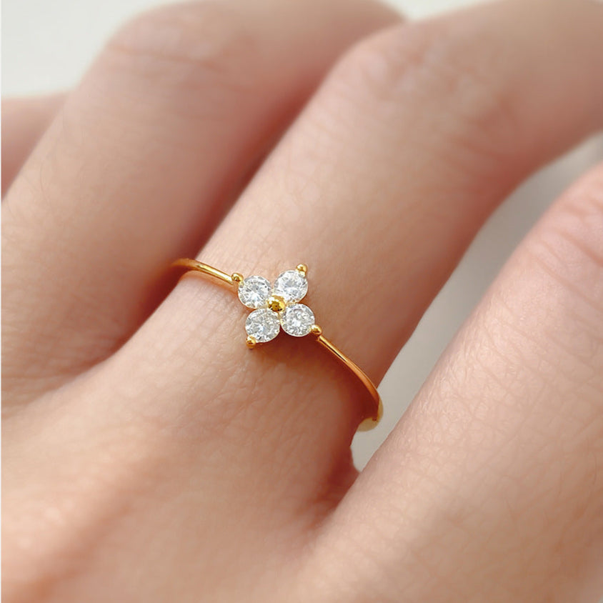Mia – Ring Kleeblatt Kristall
