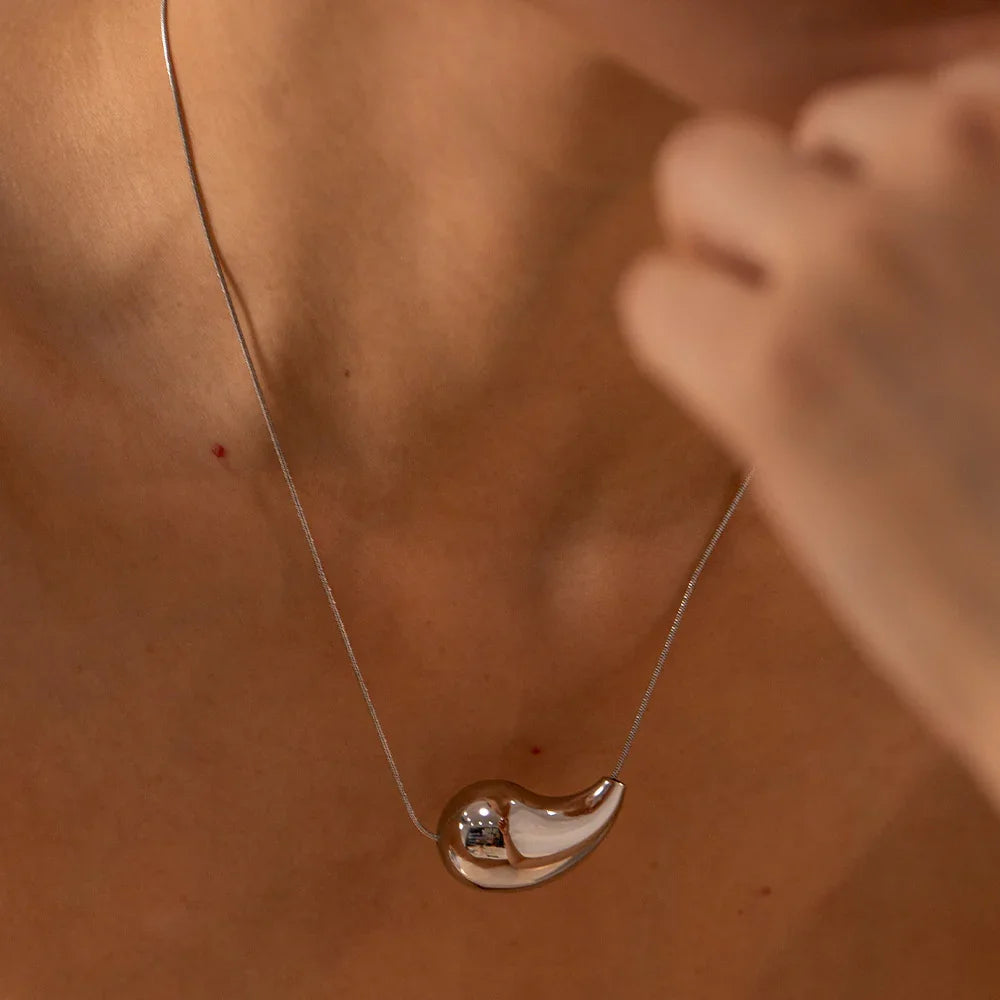 Sandra – Collier Tropfen Elegant