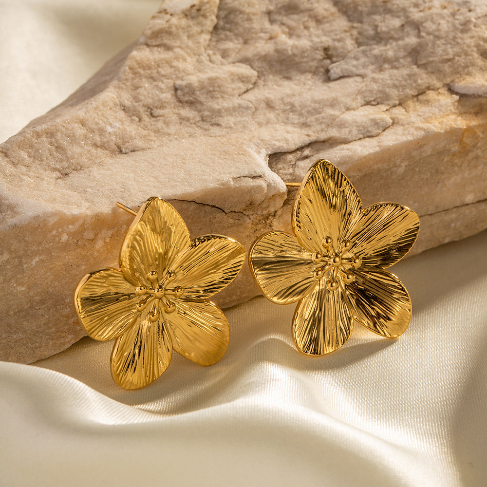 Allysa - Blumen-Ohrringe aus Gold