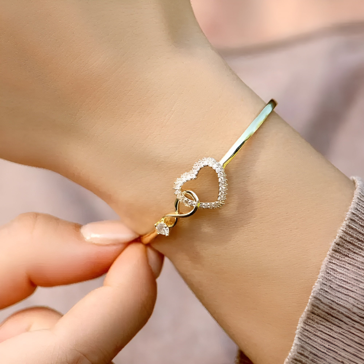Lovie – Personalisierter Charakter Armband