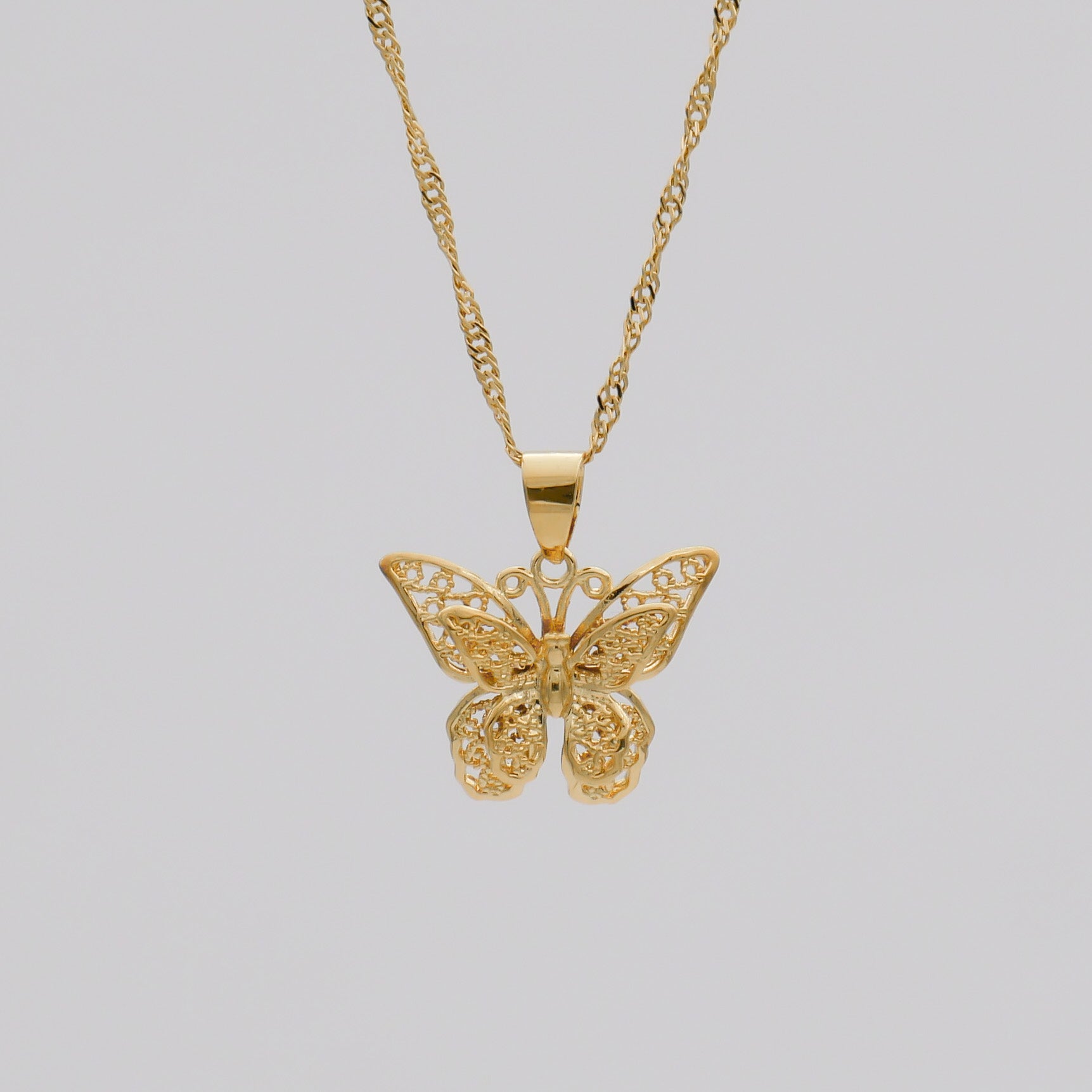 Amy – Halskette goldener Schmetterling ausgeschnitten