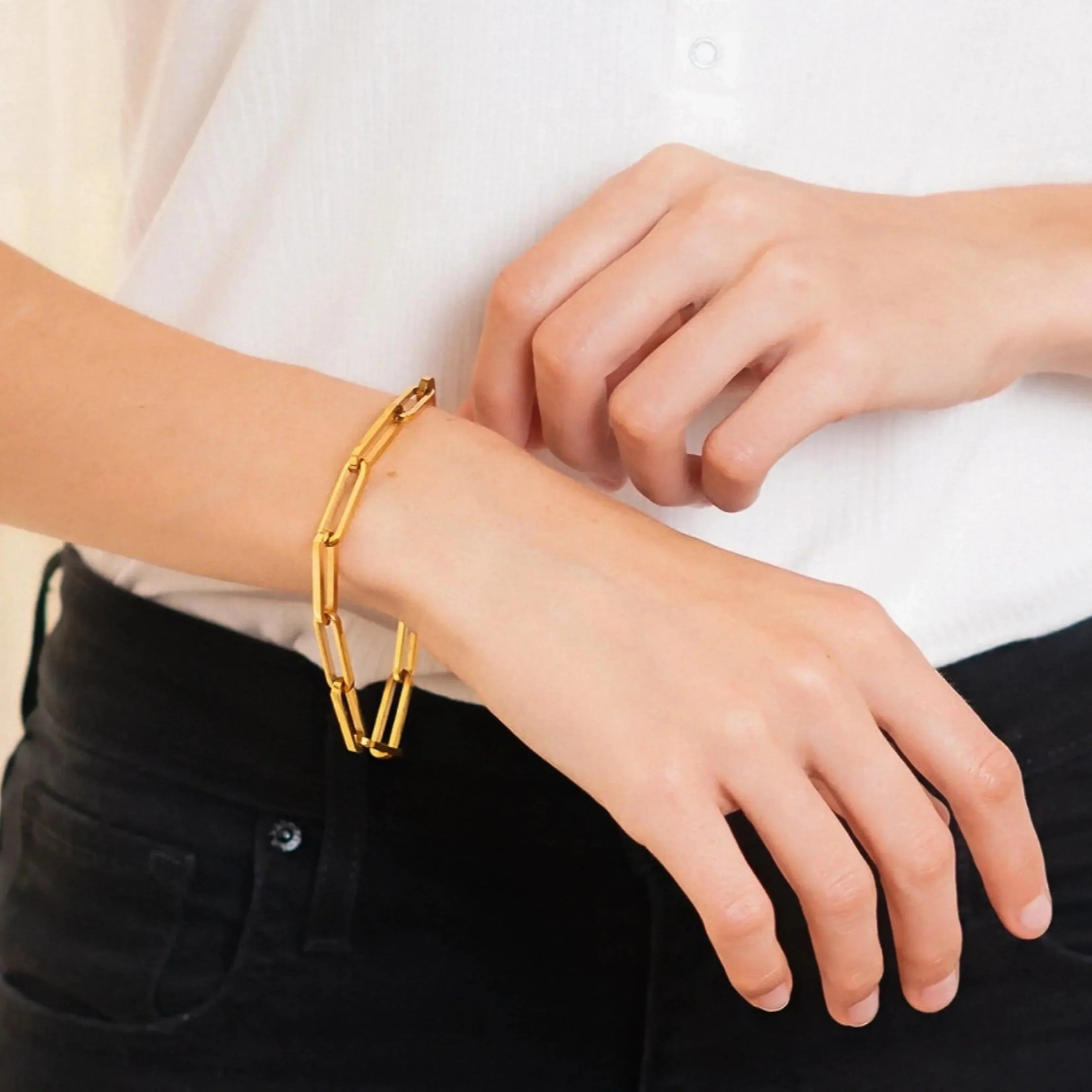 Lina – Armband Kette Paperclip