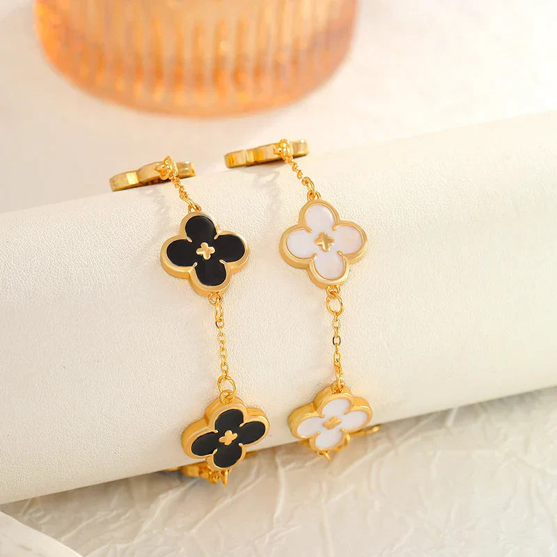 Lian – Doppelseitiges Armband mit Pflaumenblüten
