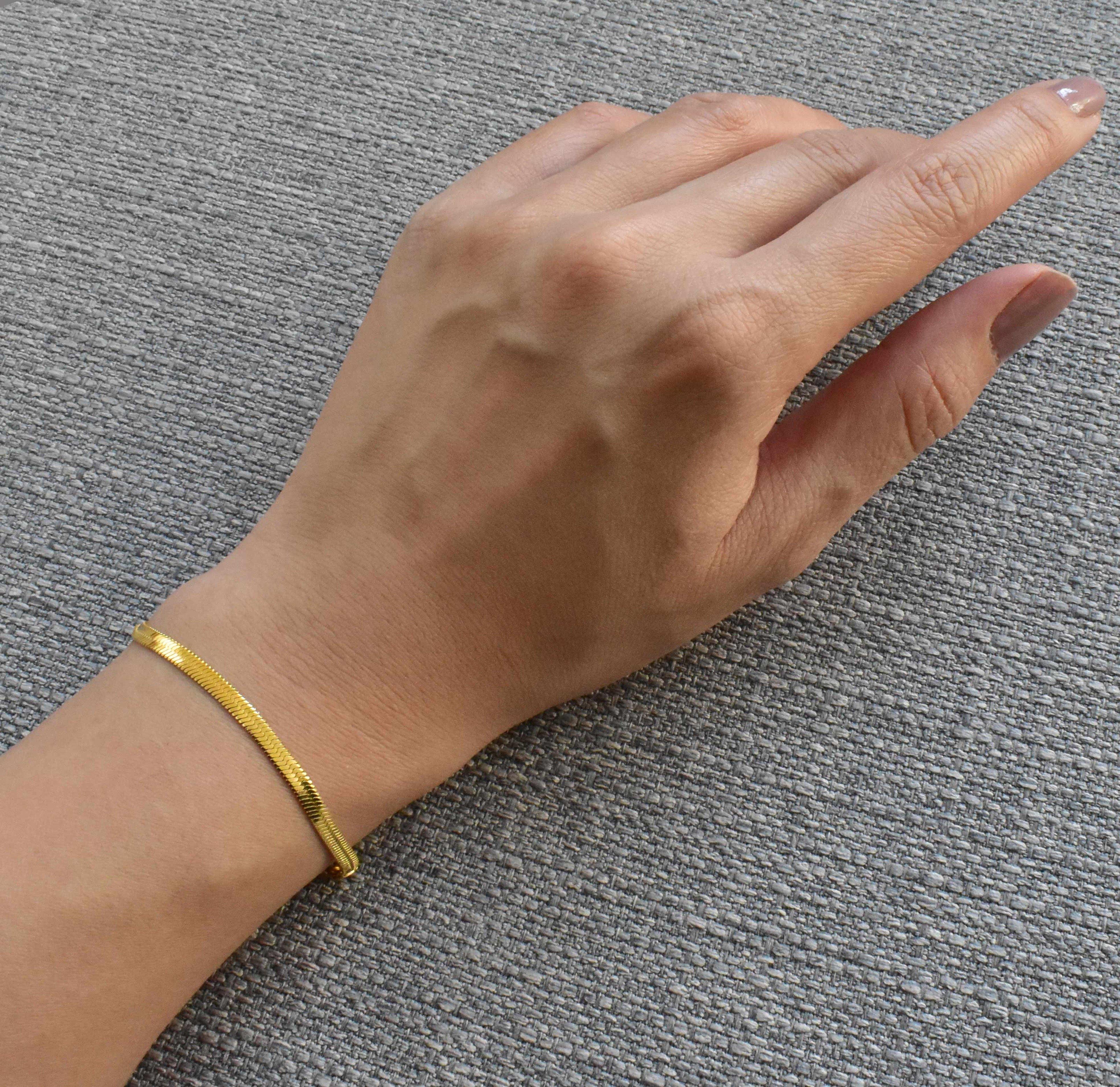 Becca – Armband Schlangen Kette aus Gold