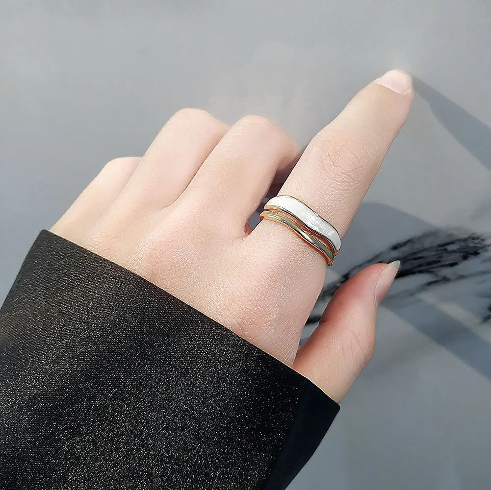 Clara – Fritillaria Ring Email Weiß