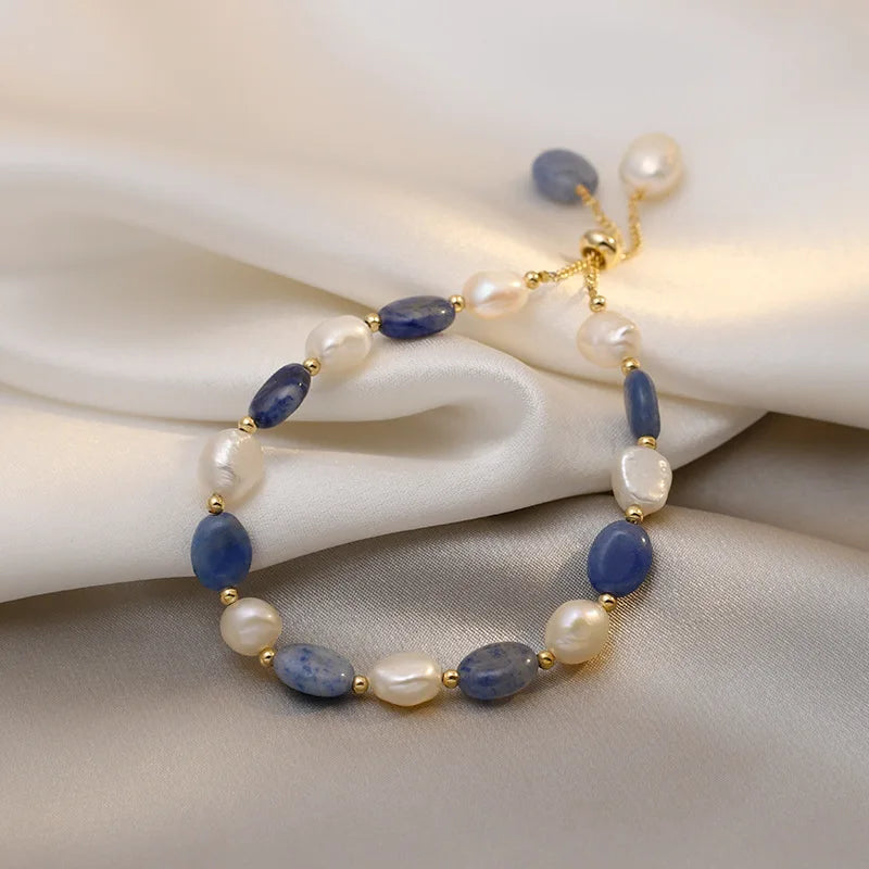 Lysanne – Armband Blauer Aventurin und Süßwasserperle