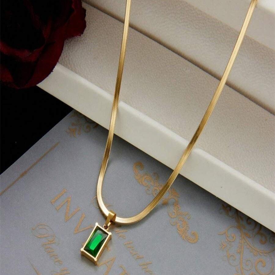 Thea – Anhänger Emerald und Zirkon