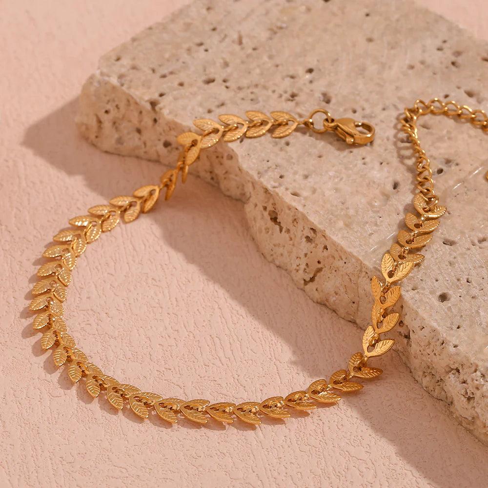 Madeline – Elegantes Goldenes Armband