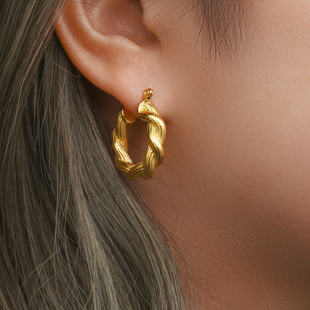 Harmonie – Elegante Twist-Ohrringe