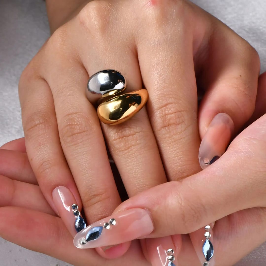 Cora – Eleganter goldener Ring
