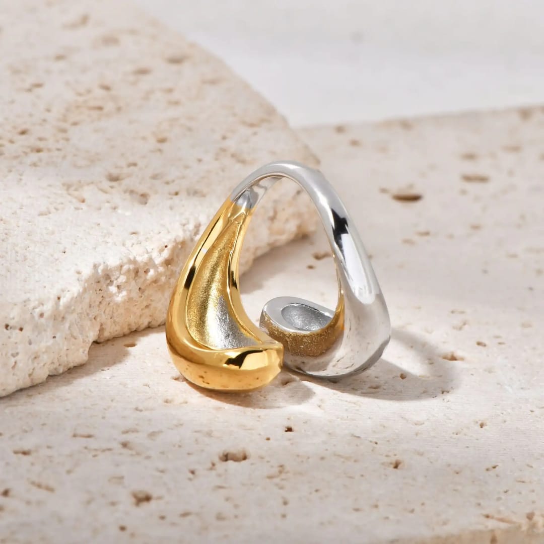 Cora – Eleganter goldener Ring