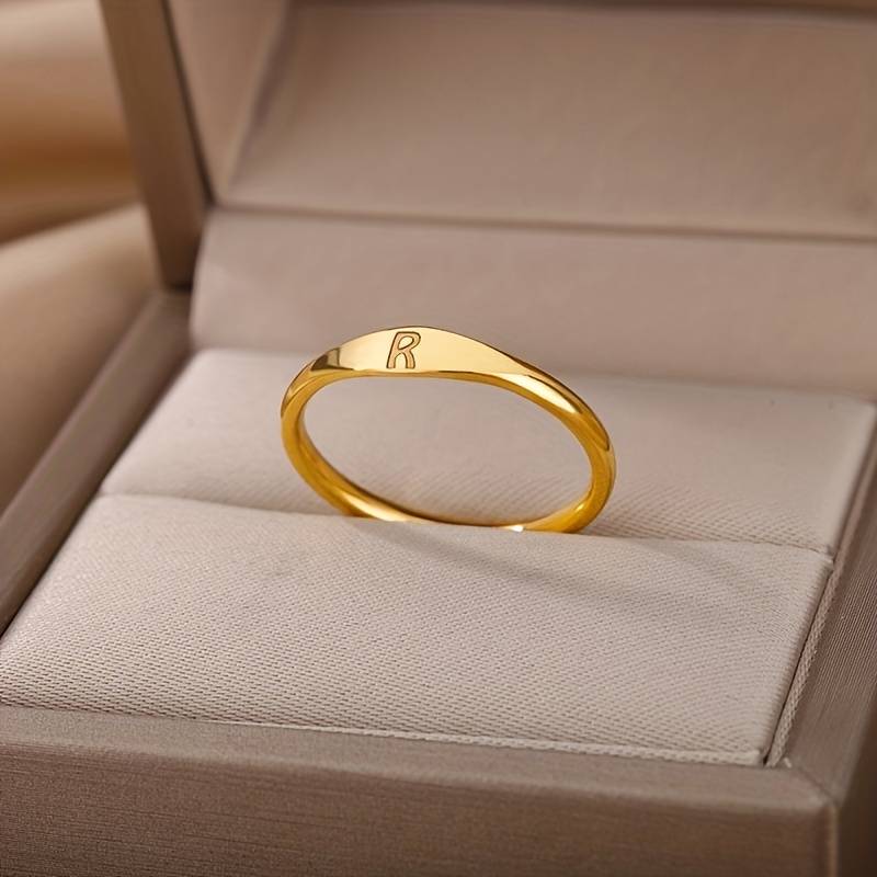 Minimalistischer Name Ring | Minimalistischer Ring mit eingravierter Initiale