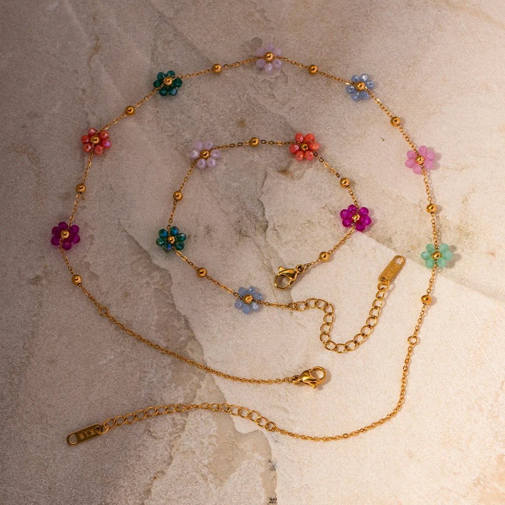 Eliane – Frühlingshafte Blumenschmuck