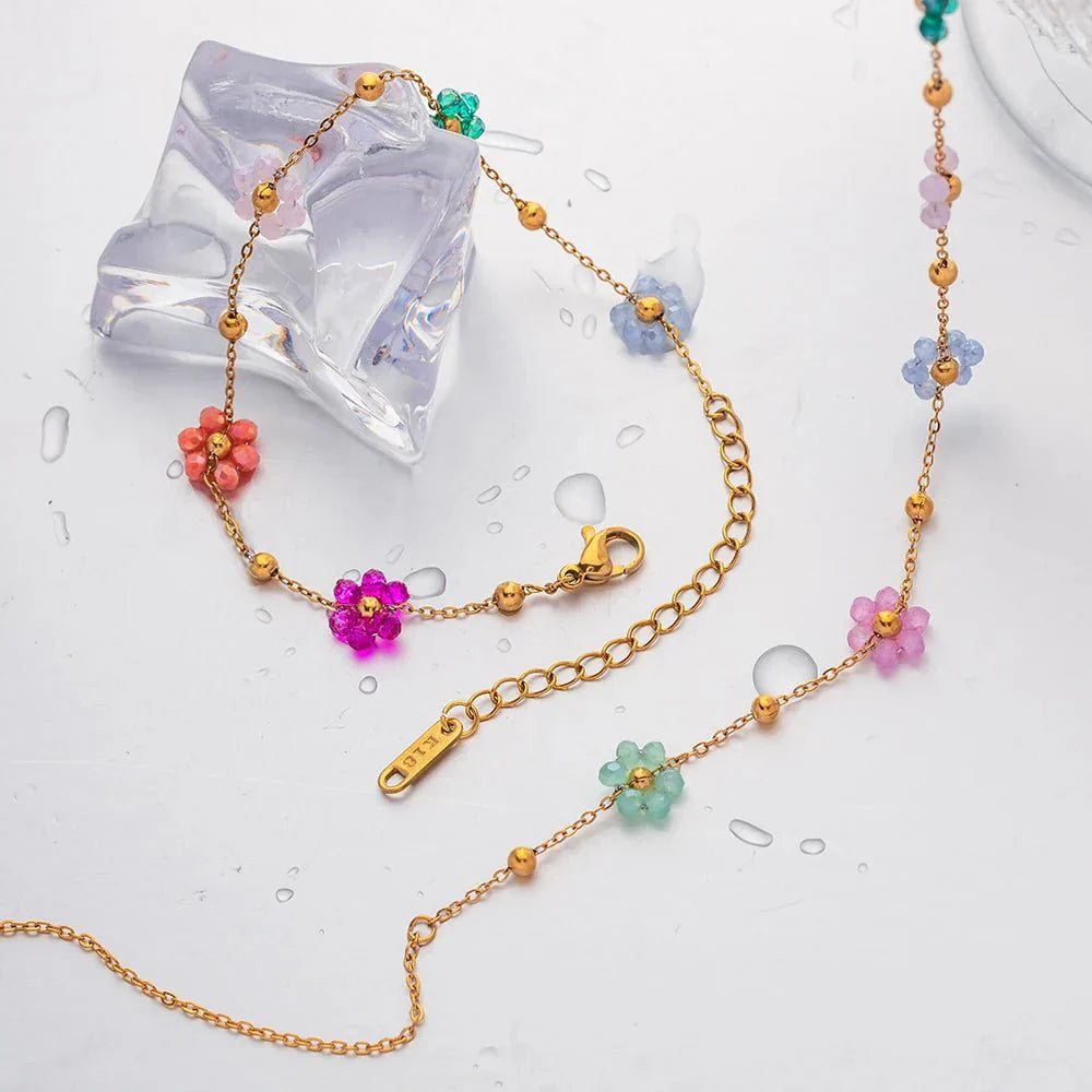 Eliane – Frühlingshafte Blumenschmuck