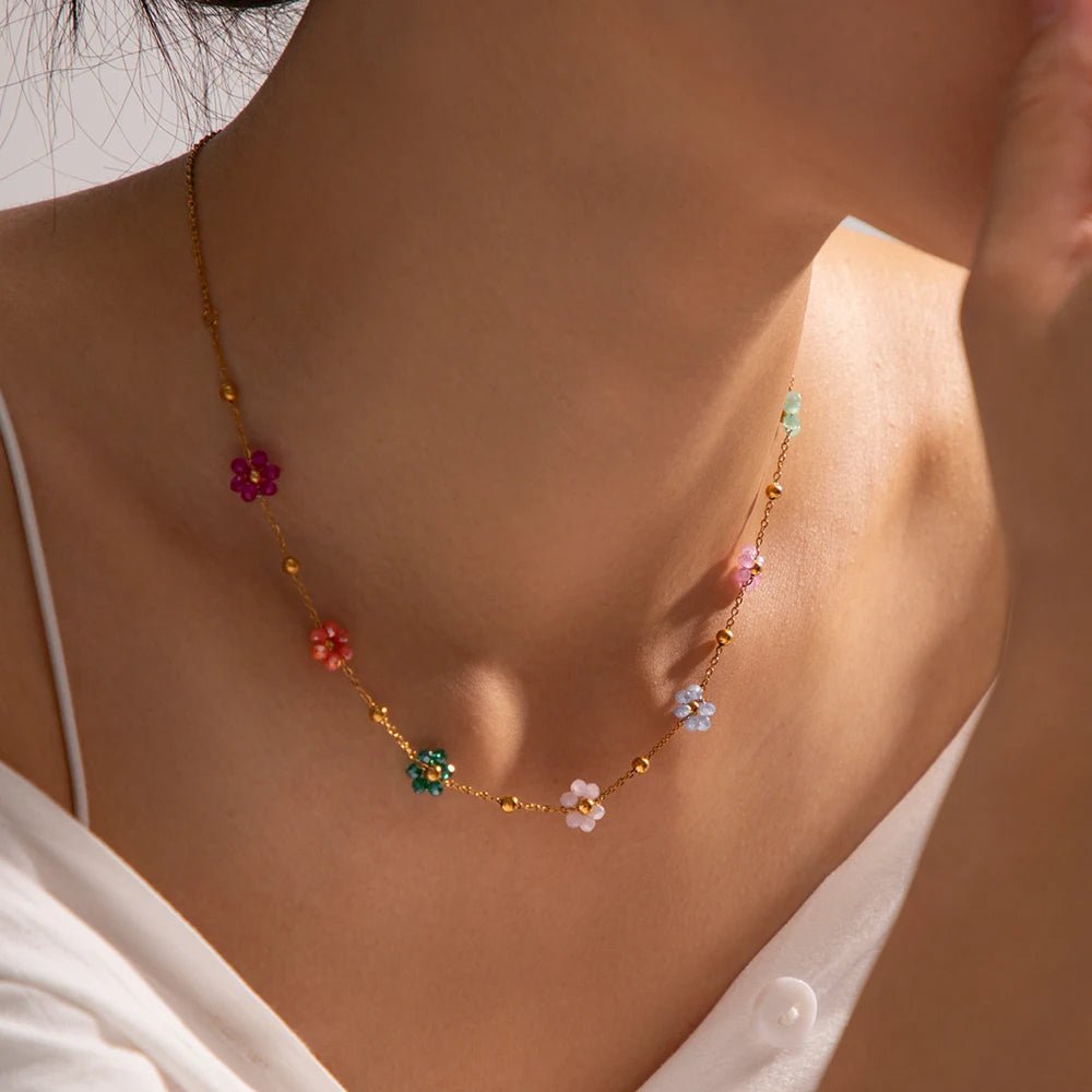 Eliane – Frühlingshafte Blumenschmuck