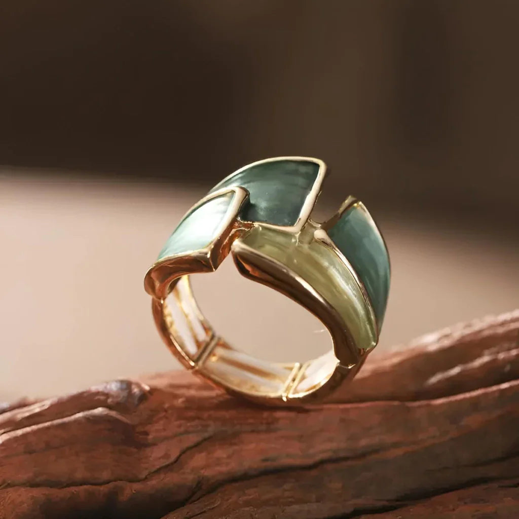 Clara – Kreativer Minimalistischer und Vielseitiger Ring