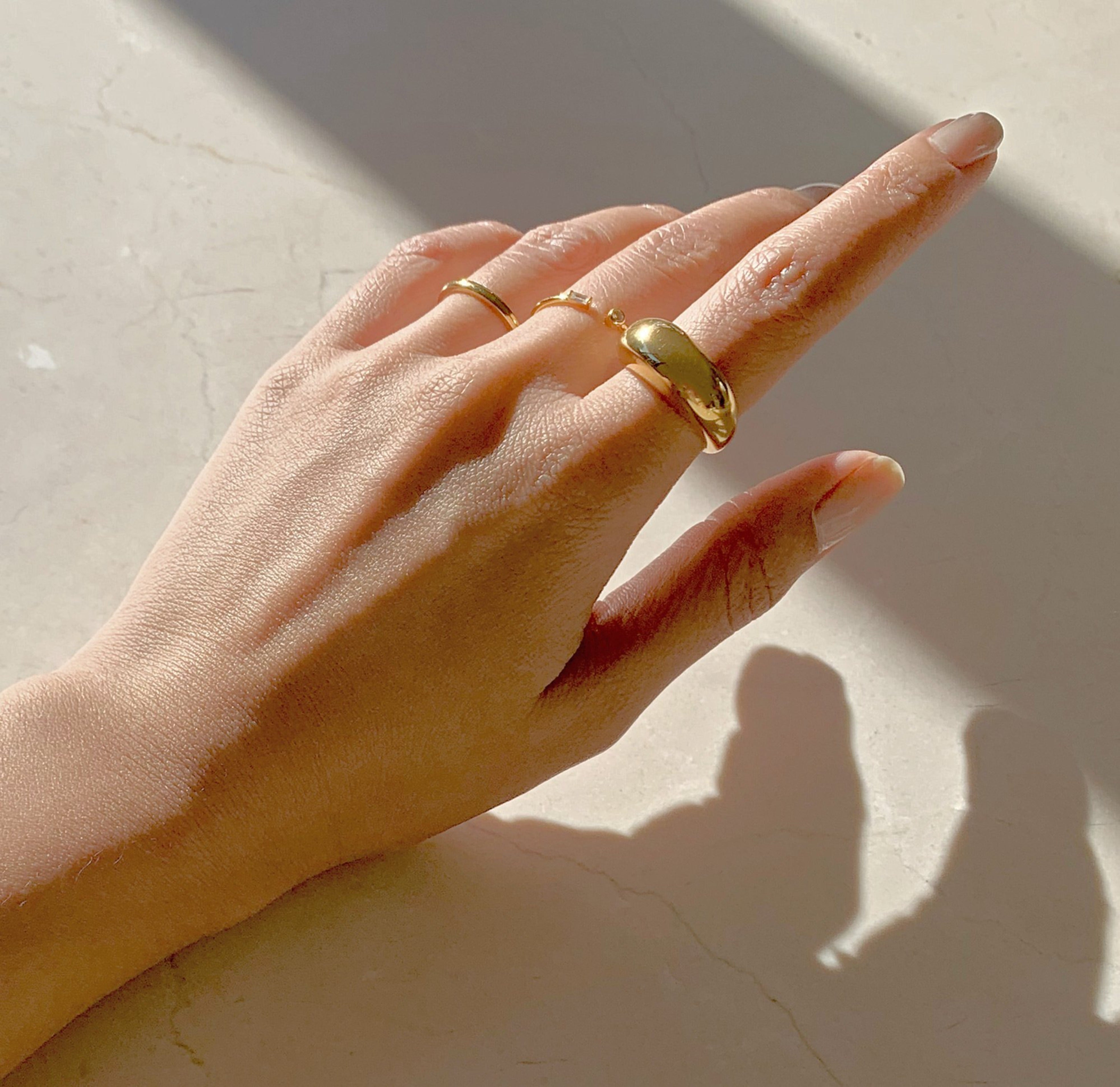 Celestine – Große Glänzende Ring aus Echtem Gold