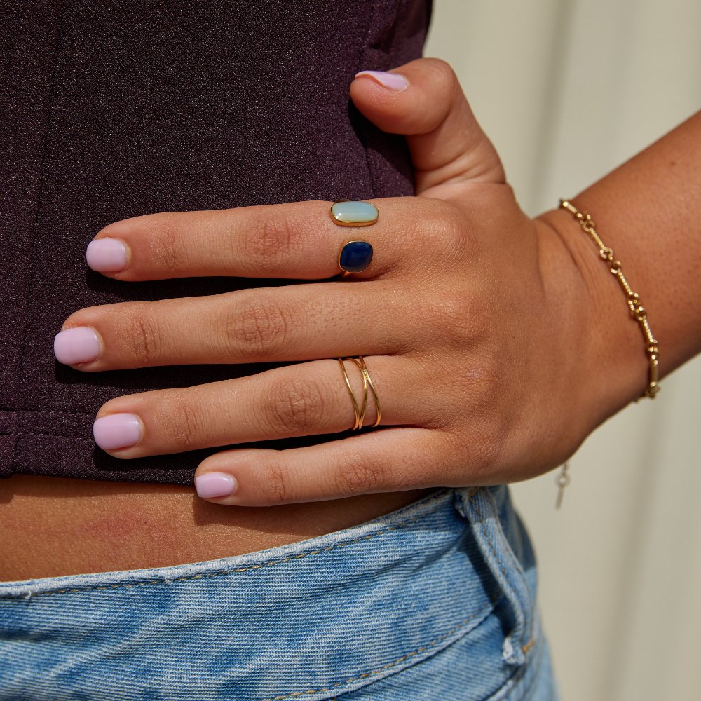 Elayna – Ring Unendlichkeitsschleife Golden
