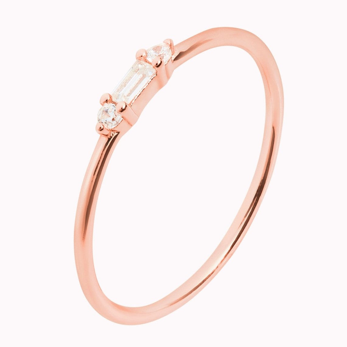 Tiny Baguette - Zierlicher runder CZ Ring