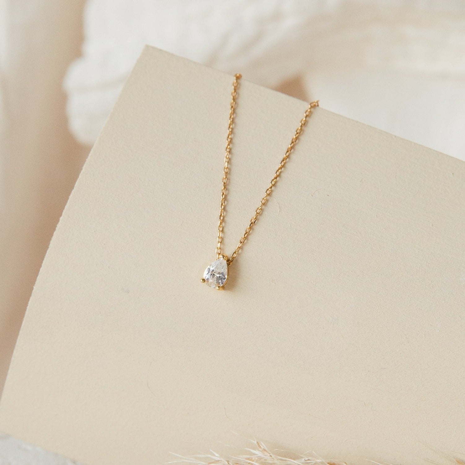 Birne Diamant - Teardrop-förmige Diamant-Halskette