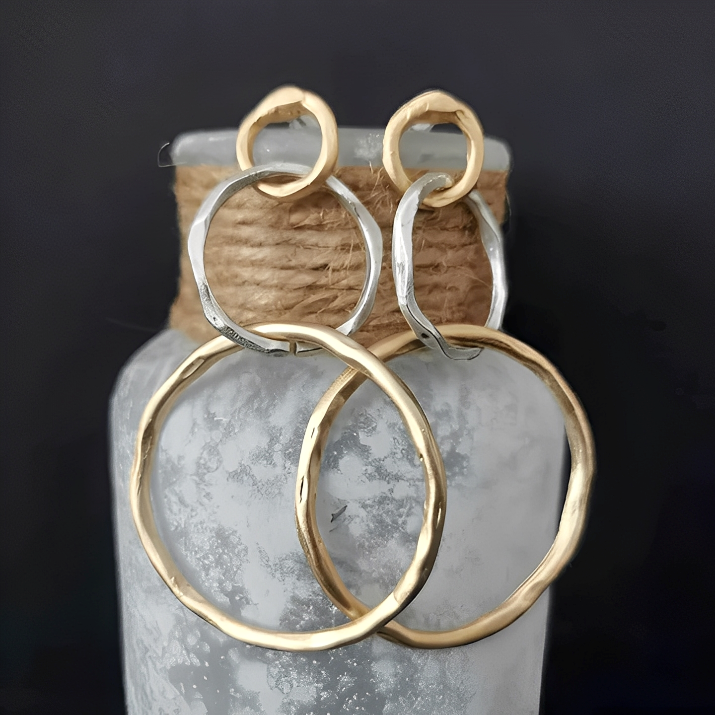 Sophie – Vintage-Kreolen in Gold und Silber
