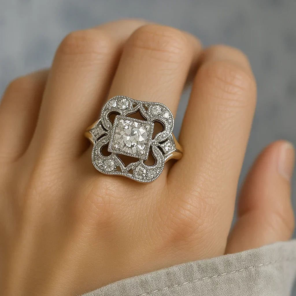 Isla – Vintage-Ring aus Gold und Zirkonia
