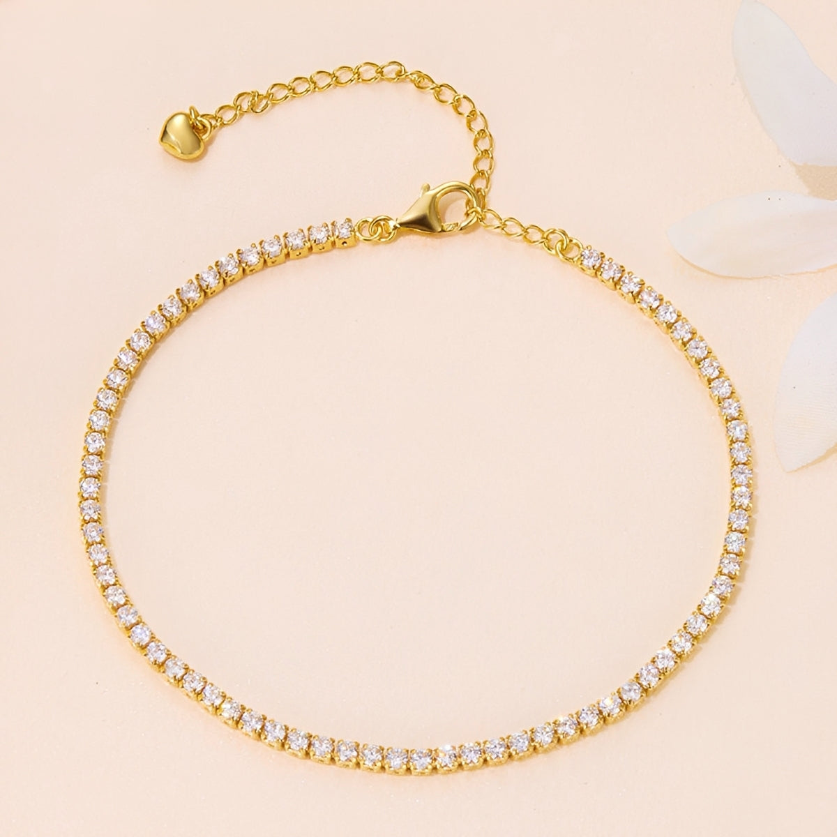 Cher – Elegantes Zirkonia-Armband